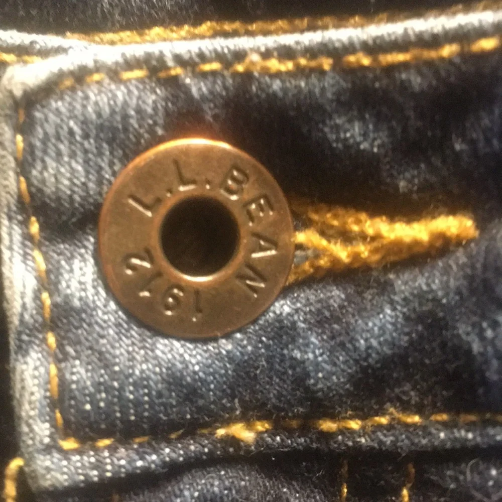 L L BEAN GIRLS SIZE 16 DENIM JEANS